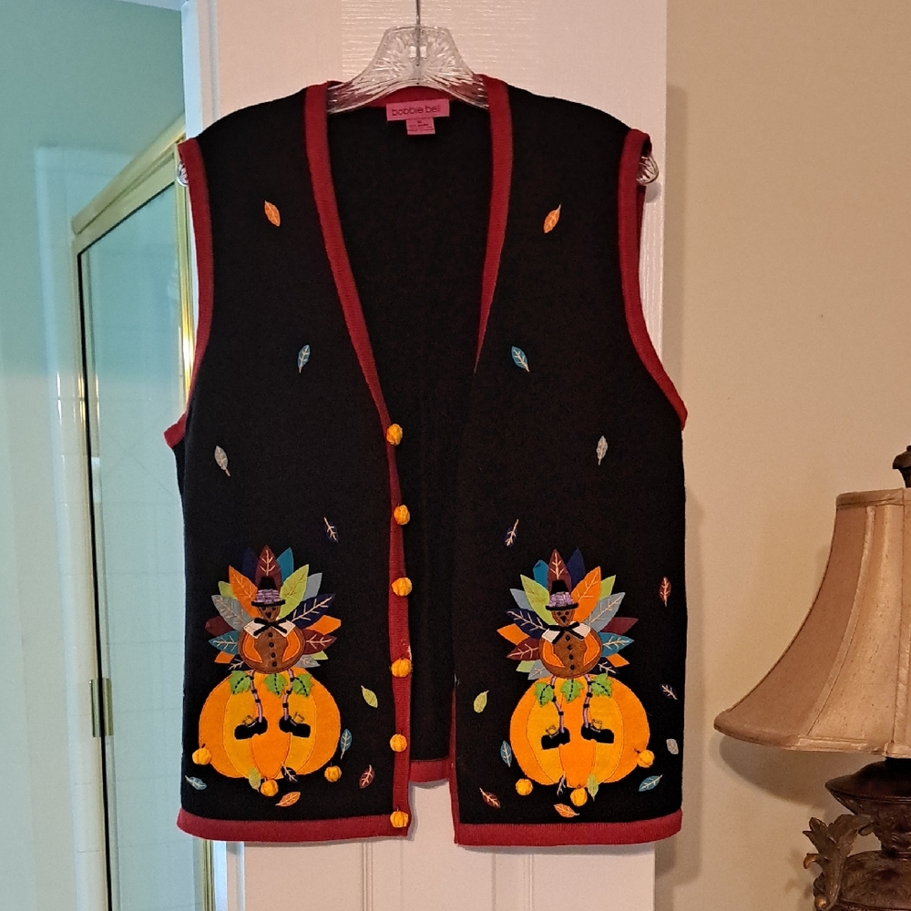 Black and Red Women's V-Neck Sweater Vest